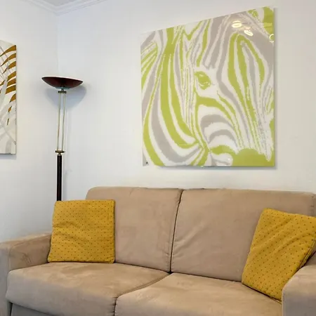 Apartment F2 A Avec Terrasse Et Parking Fréjus