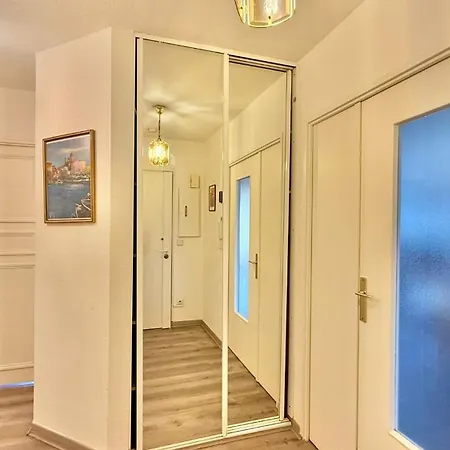 Apartamento F2 à Avec Terrasse Et Parking
